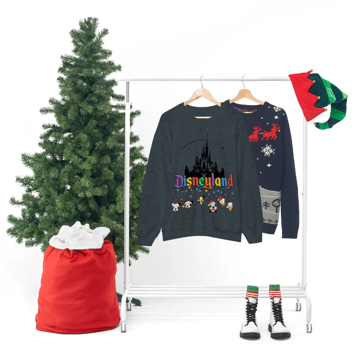 Disneyland Christmas Unisex Heavy Blend™ Crewneck Sweatshirt