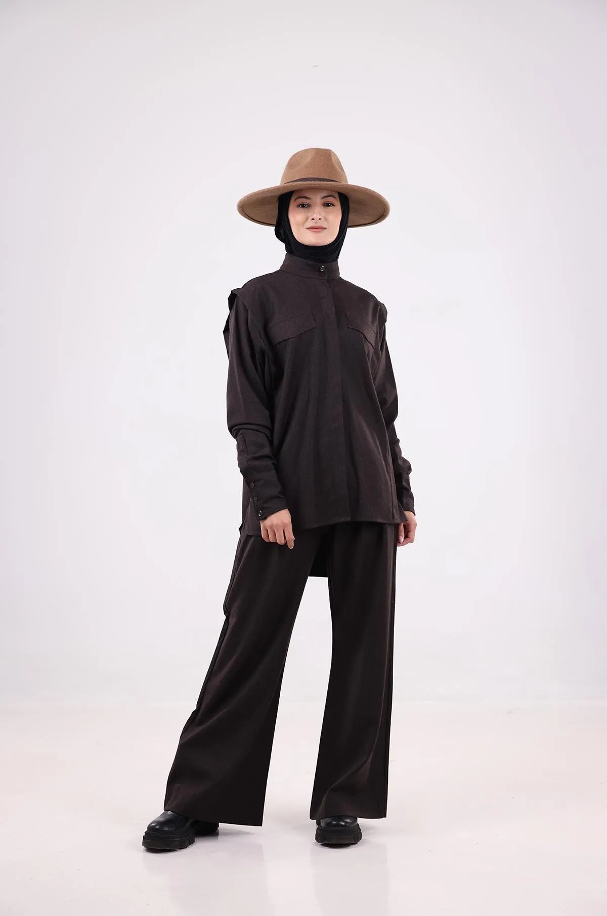 Tailored pants set